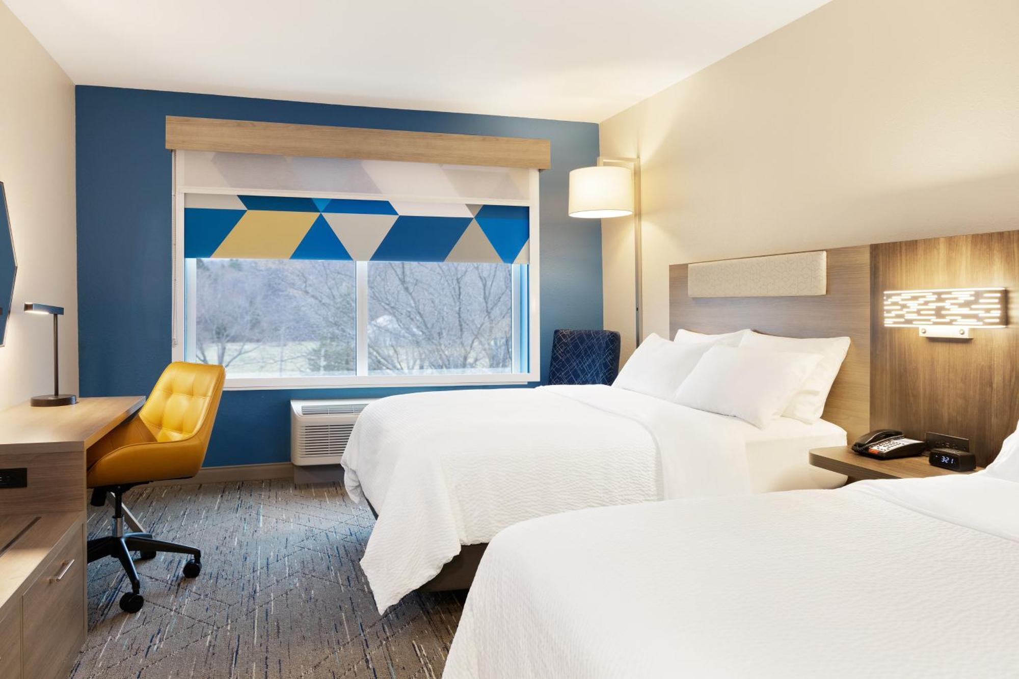 Holiday Inn Express Hotel & Suites Drums-Hazelton By Ihg Exterior foto