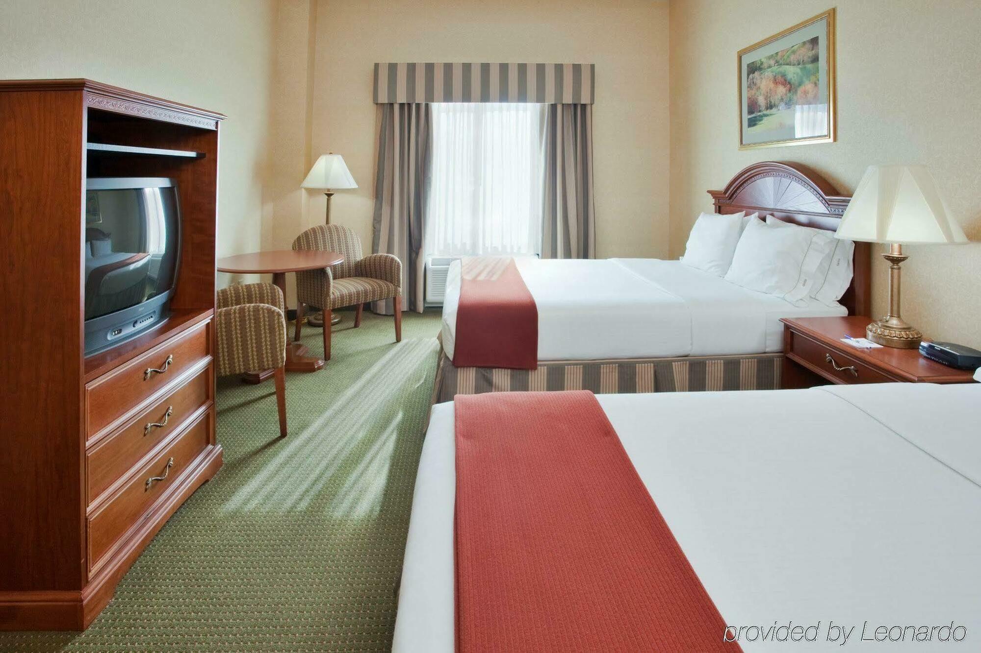 Holiday Inn Express Hotel & Suites Drums-Hazelton By Ihg Zimmer foto